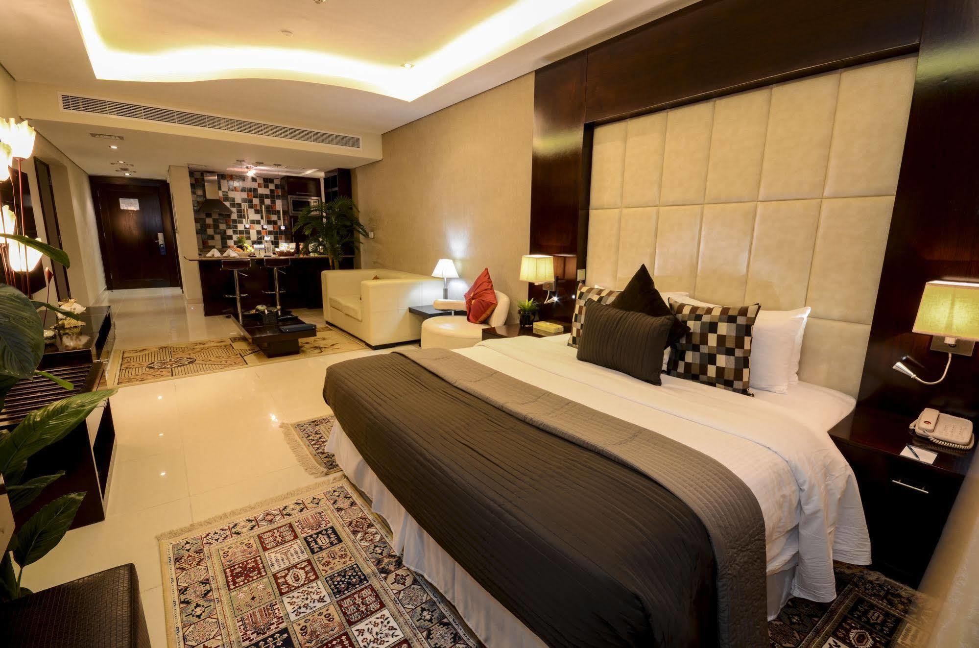 Hotel Staybridge Internet City By Ihg 4*
